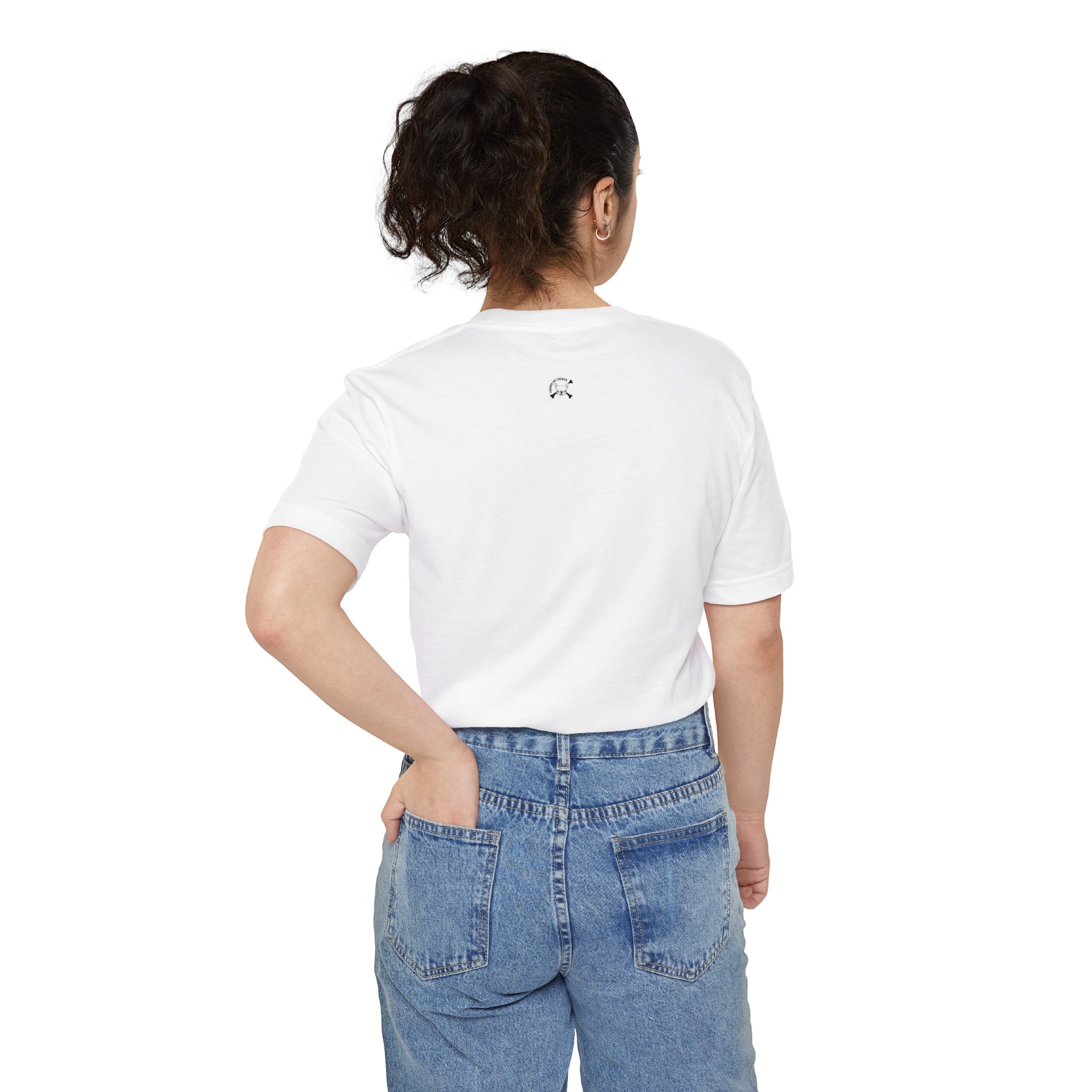 Line Beth // Unisex Pocket T-shirt