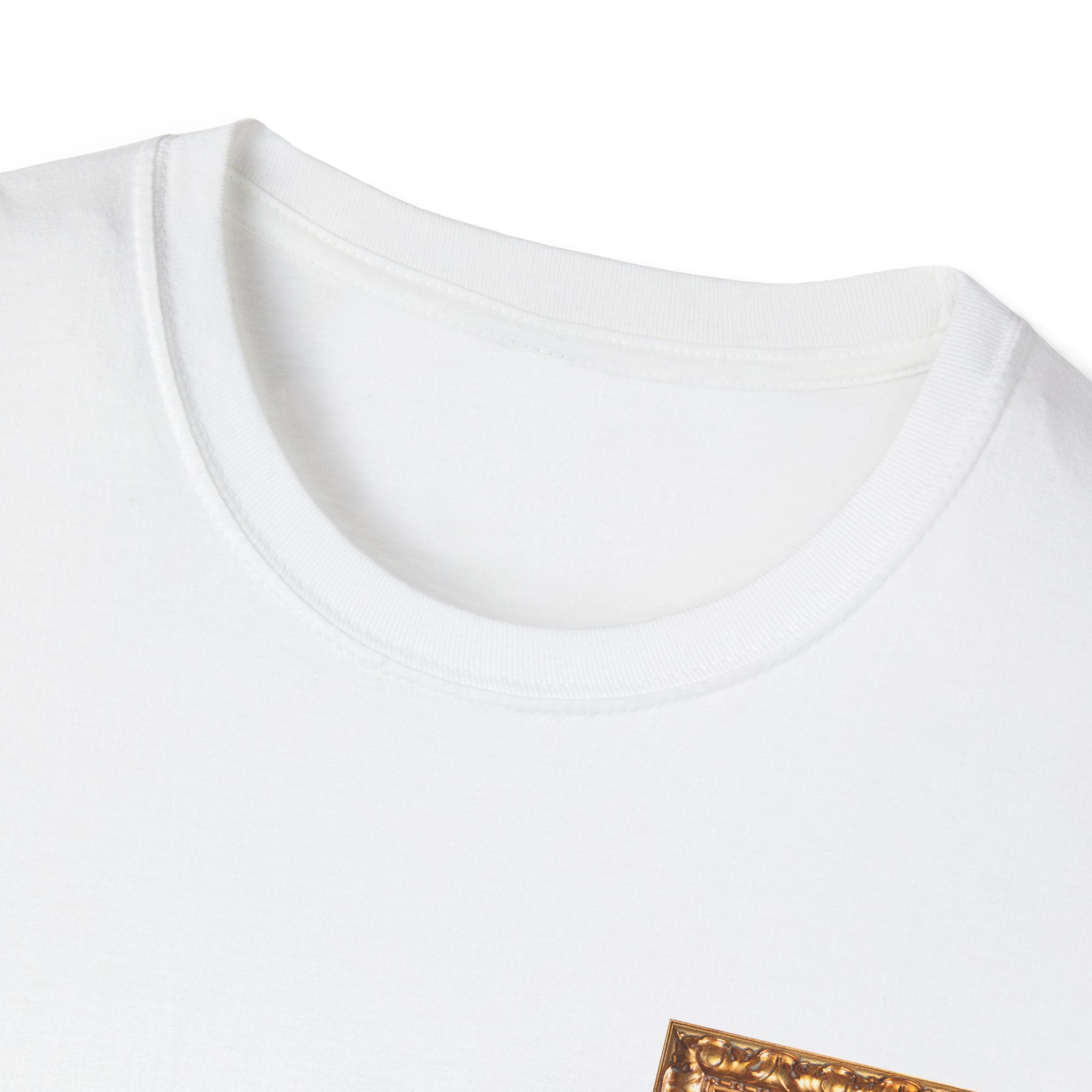 Framed Beth Smile // Unisex Softstyle T-Shirt